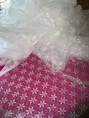 15 mètres Tulle brodé vintage pour voile de mariée hauteur 140 cm - Photo 1/4