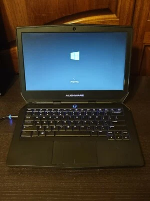 Alienware 13 Ember 13" Core i5 2.40GHz8GB 500GB Windows 10 Gaming Laptop - Image 1 of 4