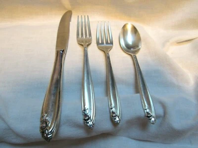 Wallace Sterling Debutante 1960 4 piezas Ajuste de lugar Foto 1 de 4