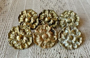 Vintage  Brass Flower FRENCH PROVINCIAL Cabinet Drawer Knob  1.75" Lot of 6    a - Picture 1 of 4