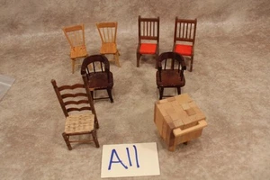 A11B VINTAGE LOT OF DOLLHOUSE FURNITURE CHAIRS AND BUTCHER BLOCK - Picture 1 of 1
