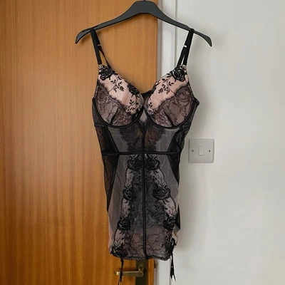 Tirantes Ann Summers Orielle Cami Reino Unido Grande B-C Mujer’s Negro/Desnudo Foto 1 de 4