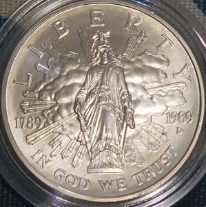 Bicentennial ofthe Congress 1989-D Silver Commemorative Dollar Uncirculated Coin - Picture 1 of 2