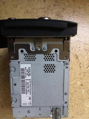 Autoradio Navi Radio Navigation Plus RNS-E Audi TT 8J  8J0035192J - Bild 1 von 2