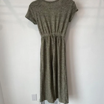 Zara Niñas 11/12 Mameluco Jersey Manga Corta Verde Cordón Cintura Botón Espalda Foto 1 de 3