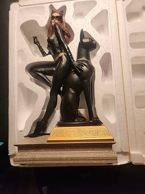 Tweeterhead Catwoman Julie Newmar Edición Rubí Estatua 1966 Batman Maqueta Nueva Foto 1 de 4