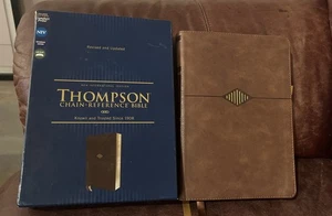 NIV Thompson Chain-Reference Bible, Leathersoft, Brown, Red Letter, Comfort Prin - Imagen 1 de 10