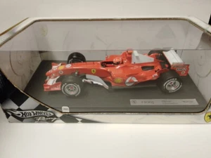 Hot Wheels F1 Ferrari F2005 #1 Michael Schumacher 2005 1/18 G9727 - Foto 1 di 3
