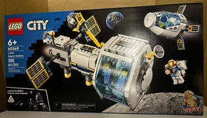 LEGO CITY: Lunar Space Station 60349 - Picture 1 of 4