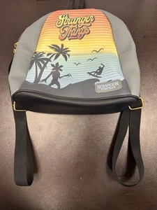 Stranger Things Funko Pop Exclusive Demogorgan Surfer Tropical Mini Rucksack - Bild 1 von 16