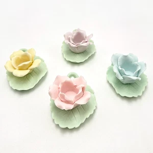Juego de Candelabros Ardalt Porcelana Flor Rosa Japón Pasteles 4 3"W 2"L - Imagen 1 de 11