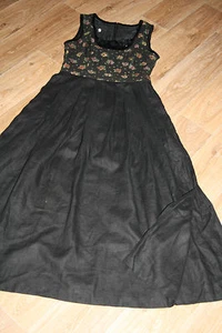 KL4312 @ Dirndl @ Landhausdirndl @ Miederdirndl @ Trachtenkleid 38-40 - Bild 1 von 3