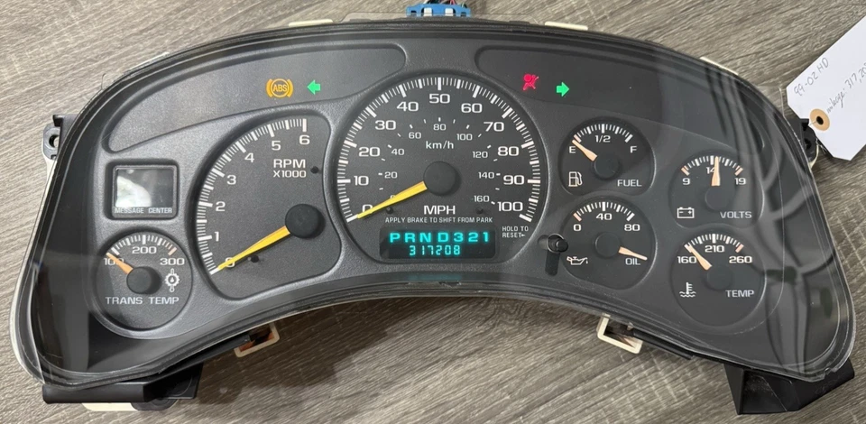 Cuadro de instrumentos Silverado Sierra Tahoe Yukon 1999-2002 tablero suburbano Foto 1 de 4