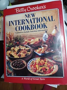 Vintage Betty Crocker's New International Cookbook 1994 Hardcover - Picture 1 of 2