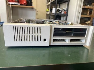 IBM PCjr 4860 JR Hot Shot II für Teile oder Reparatur ungetestet ohne Netzteil - Bild 1 von 12
