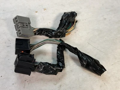 2010-2015 Cadillac SRX Tailgate Liftgate Gate Door Control Module WIRING PLUGS - Image 1 of 4