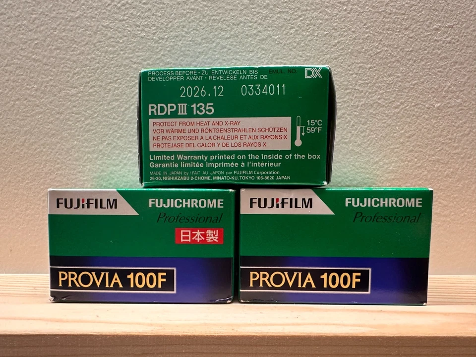 [Brand New]Fujifilm Provia 100F RDP III 100F slide film 36exp. 2027.01 (x1 roll) - Image 1 of 1