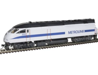 Atlas HO Scale ~ Gold ~ MP36PH-3C ~ Metrolink #890 ~ DC/DCC Sound ~ 10004164 - Image 1 of 3