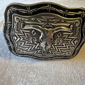 Crumrine Western  LONGHORN bull Skull Belt Buckle  And Leather Belt Size 44 - Picture 1 of 13