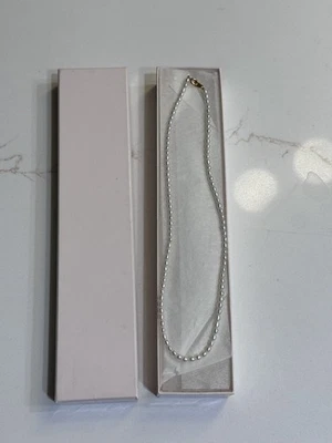 Collar Joyería Blanco Perlas Naturales Con Cierre de Acero Inoxidable Chapado en Oro Foto 1 de 4