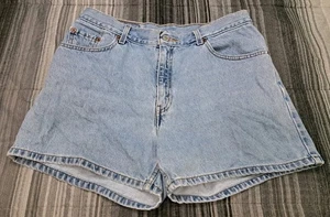 Vintage Levi’s Jeansshorts Damen Mädchen 13 Jr klassisch Mom Core Konzert 34 x 4 - Bild 1 von 6