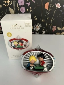 Hallmark Keepsake Ornament 60 Years of "Suite-ness" The Peanuts Gang Snoopy - Picture 1 of 9