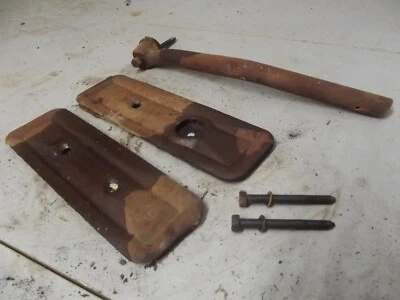 STUDEBAKER M5 TRUCK 1946 1947 1948  FLATHEAD 6 engine valley - Image 1 of 4