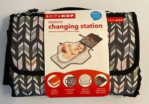 Skip Hop Pronto Baby Portable 2 In 1 Diaper Clutch And Changing Pad - Picture 1 of 2
