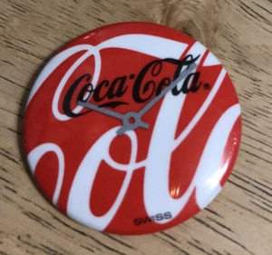 Vintage COCA-COLA Swiss - Pin Button Pinback - Imagen 1 de 2