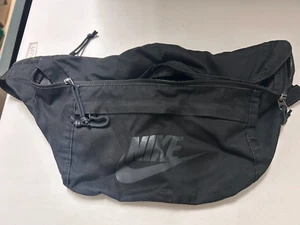 NIKE TECH PAQUETE CINTURA CADERA RIÑONERA CINTURÓN DE VIAJE CREMALLERA RIÑONERA COLOR NEGRO/GRANDE - Imagen 1 de 3