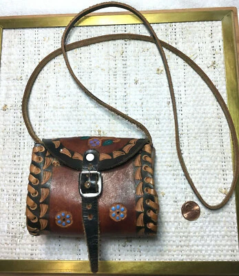 Bolso de Hombro Pequeño Hecho a Mano México Cuero Genuino Grabado Floral Vintage Foto 1 de 4