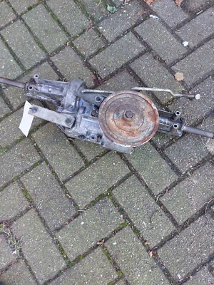 Aufsitzmäher Rasentraktor Getriebe 3 Vorwärts 1 Rückwärtsgang defekt - Bild 1 von 4