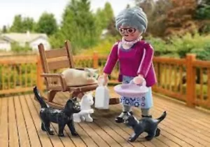 Playmobil Special Women with Cats #71172 2023 Mint Condition In Bag - Picture 1 of 1