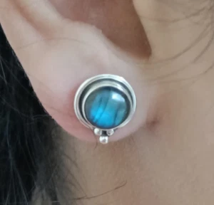 Labradorite Earring Round Shape 925 Sterling Silver, Handmade Beautiful Stud MK* - Picture 1 of 8