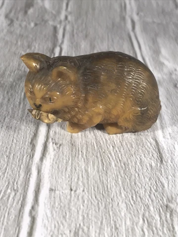 Antique Large Cat with Mouse in Mouth Celluloid Tape Measure Cover