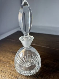 Marquis by Waterford Crystal Perfume Bottle Calais 6.5” - Picture 1 of 13
