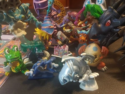 Yu-Gi-Oh! Lote de figuras de baraja Toon Pegasus ojos rojos mago oscuro niña conjunto ojos azules Foto 1 de 4