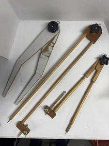 Handgefertigte übergroße Zeichenwerkzeuge aus Holz  - Bild 1 von 8