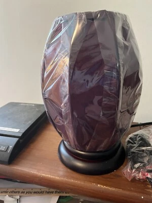 Lámpara de seda Shantung ciruela acento luminaria portátil con base de madera, 11” de alto, ¡NUEVA EN CAJA! Foto 1 de 4