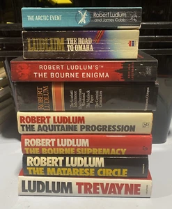 8 Lot (11 Stories) Robert Ludlum- Matarese Circle, Artic Event, Trevayne, +8 - Picture 1 of 21