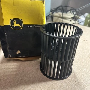 R81111 Gebläserad Kunststoff passt John Deere 1640 2040 2140 2350 2550 ++ Traktoren - Bild 1 von 7