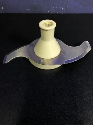 GE General Electric D1FP1-4200 Food Processor Bottom Blade - Image 1 of 4