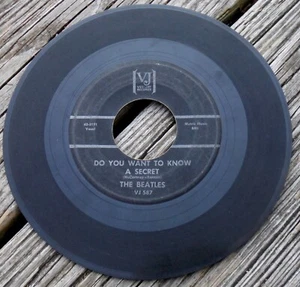 The Beatles Do You Want to Know a Secret / Thank You Girl Vee Jay Brac 45 Record - Picture 1 of 2