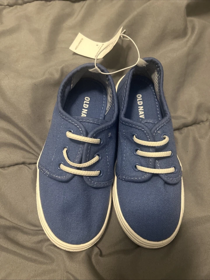 NWT Toddler Boys Old Navy Sneakers Blue Size 9 - Image 1 of 3