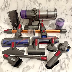 Dyson V11 SV15 Cordless Handheld Vacuum Professional Deep Cleaned RECONDITIONED - Picture 1 of 24
