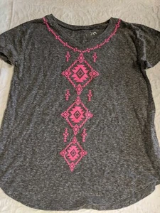 Justice girls sz. 12 gray & pink design v-neck tee. Soft, great shape - Picture 1 of 6
