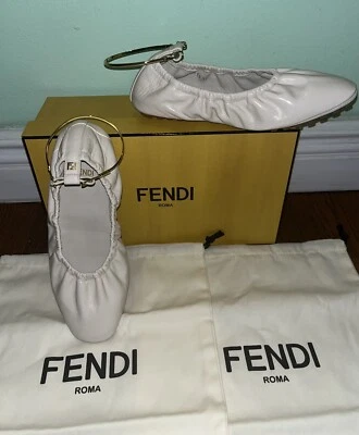 Bailarina plana Fendi Filo de cuero nueva en caja $770 - talla 6 EE. UU. / 36 UE Foto 1 de 4
