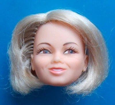 1976 POLICE WOMAN 9" horsman doll -- ANGIE DICKINSON -- HEAD #UL6PT eds - Image 1 of 3