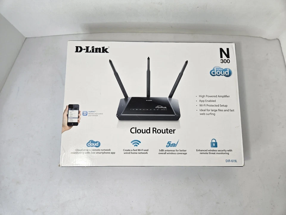 D-Link Wireless DIR-619L-ES 300 Mbps 4-Port Wireless Router w/ adapter - Image 1 of 4