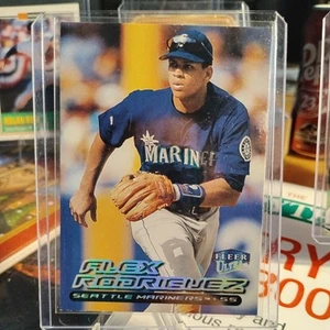 2000 Fleer Ultra Baseball #1 Alex Rodriguez Seattle Mariners MLB ARod - Picture 1 of 2